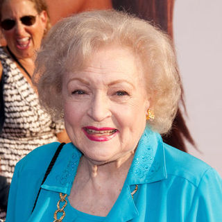Betty White in "The Proposal" Los Angeles Premiere - Arrivals