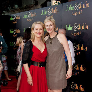Meryl Streep, Jane Lynch in "Julie & Julia" - Los Angeles Premiere - Arrivals