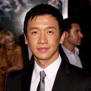 Chin Han in "2012" Los Angeles Premiere - Arrivals