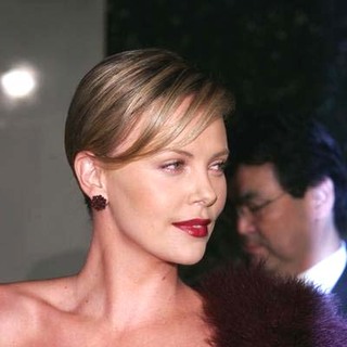 Charlize Theron in World Premiere of Aeon Flux