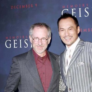 Steven Spielberg, Ken Watanabe in Premiere of Memoirs of a Geisha