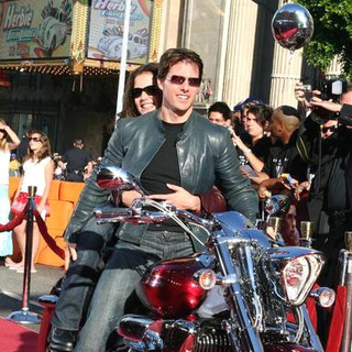 Tom Cruise in War of the Worlds Fan Screening