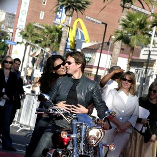 Tom Cruise, Katie Holmes in War of the Worlds Fan Screening