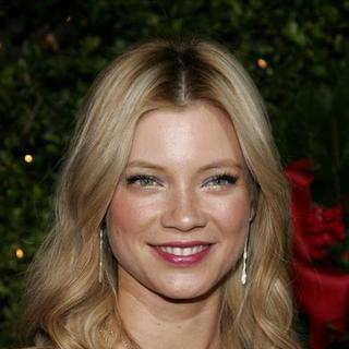 Amy Smart in Just Friends Los Angeles Premiere - Arrivals