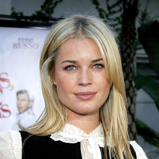 Rebecca Romijn in Yours, Mine and Ours World Premiere - Arrivals