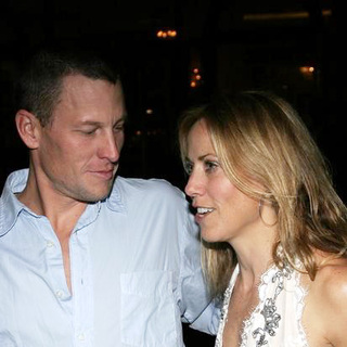 Lance Armstrong, Sheryl Crow in Los Angeles Free Clinic's 29th Annual Dinner Gala - Arrivals
