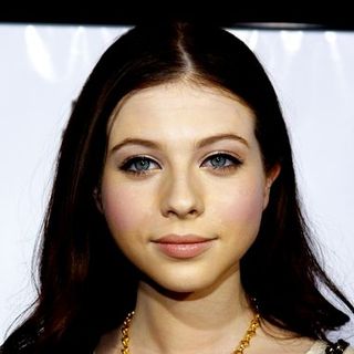Michelle Trachtenberg in 2008 AFI FEST Opening Night Gala Presentation of "Doubt" - Arrivals