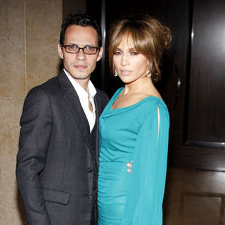 Jennifer Lopez, Marc Anthony in 2009 Noche De Ninos Gala - Arrivals