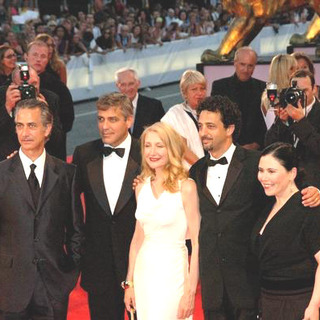 David Strathairn, George Clooney, Patricia Clarkson, Grant Heslov in 2005 Venice Film Festival - Good Night, and Good Luck - Premiere
