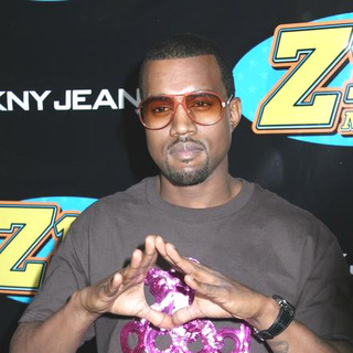 Kanye West in Z100 Presents Jingle Ball 2005