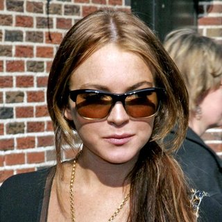 Lindsay Lohan in The Late Show with David Letterman Departures - 06-05-2006