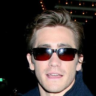 Jake Gyllenhaal in Celebrities Visit Talk Shows in New York - 02-27-07