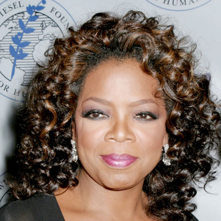 Oprah Winfrey in Oprah Winfrey Honored By The Elie Wiesel Foundation For Humanity With A Humanitarian Award - May 20