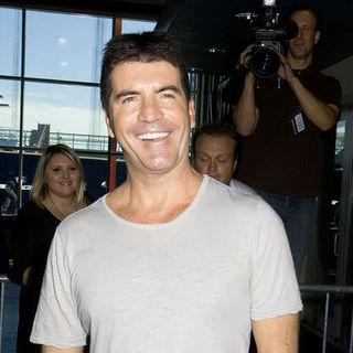Simon Cowell in American Idol Introduces Their New Fourth Judge Kara DioGuardi at American Idol NYC Tryouts