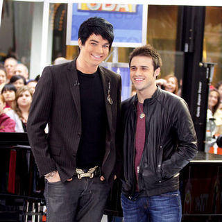 Adam Lambert, Kris Allen in 2009 American Idol Winner and Runnerup in Concert on NBC's "Today Show" - May 28, 2009
