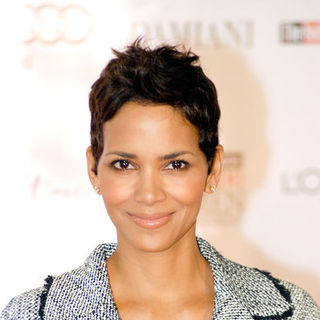Halle Berry Pictures with High Quality Photos