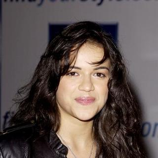 Michelle Rodriguez in 4th Annual 'ten' Fashion Show Presented By General Motors