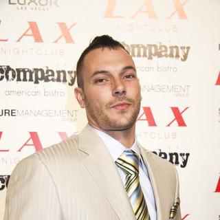 Kevin Federline in Paris Hilton and Nicky Hilton Host New Year's Eve 2008 Party at LAX Nightclub in Las Vegas