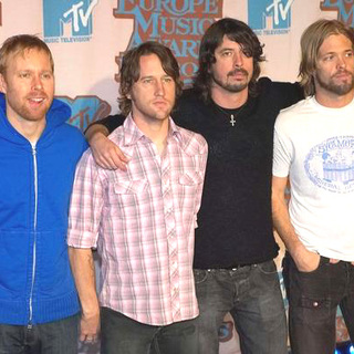 Foo Fighters in 2005 MTV European Music Awards Lisbon - Arrivals