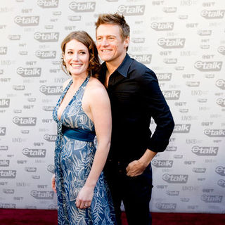 Kathleen Edwards, Bryan Adams in The 2009 Juno Awards Red Carpet Arrivals