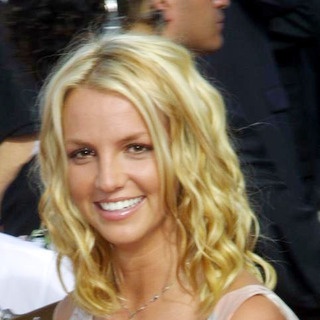 Britney Spears in 16th Annual Nickelodeon Kids Choice Awards