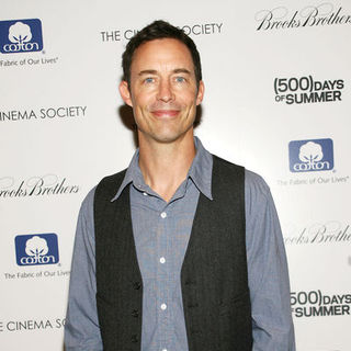 Tom Cavanagh in The Cinema Society with Brooks Brothers & Cotton Host a Screening of "500 Days of Summer" - Arrivals