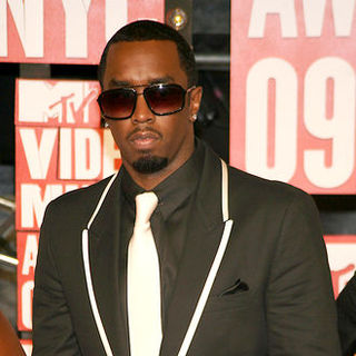 P. Diddy in 2009 MTV Video Music Awards - Arrivals