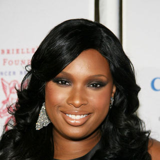 Jennifer Hudson in 2009 Angel Ball to Benefit Gabrielle's Angel Foundation for Cancer Research - Arrivals