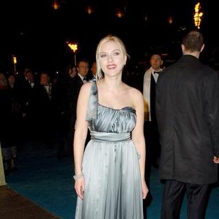 Scarlett Johansson in "The Other Boleyn Girl" Royal London Premiere - Red Carpet Arrivals