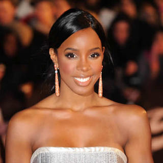 Kelly Rowland in The Brit Awards 2008 - Red Carpet Arrivals