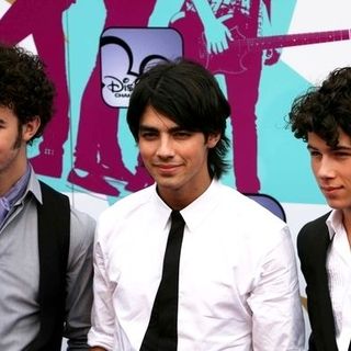Jonas Brothers in "Camp Rock" London Premiere - Arrivals