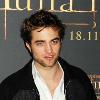 Robert Pattinson in "The Twilight Saga: New Moon" Madrid Photocall