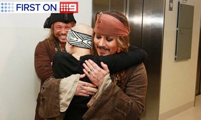 Johnny Depp Makes Surprise Visit to Children's Hospital Dressed as Jack Sparrow