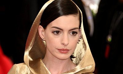 Anne Hathaway to Star in Sci-Fi Comedy 'The Shower'