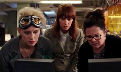 'Ghostbusters' Cast Show Off  the New Gadgets in Latest Featurette