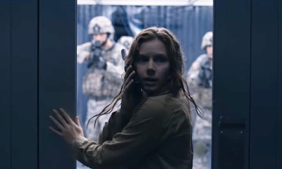 Amy Adams Tries to Save The World From Aliens in Tense 'Arrival' Trailer