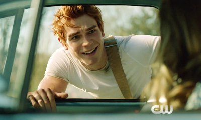 New 'Riverdale' Promo Teases Love Triangle Between Archie, Betty and Veronica