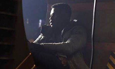 John Boyega Shares Another Set Photo From 'Pacific Rim Uprising'