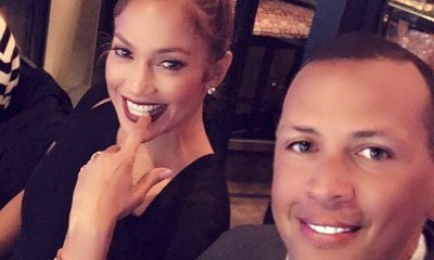 Alex Rodriguez Gets Handsy With Jennifer Lopez While Jewelry Shopping on Valentine's Day