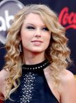 Taylor Swift to Announce 50th Grammy Awards Nominees