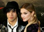 Newlyweds Pete Wentz and Ashlee Simpson Officially Confirm Pregnancy Reports
