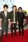 Jonas Brothers Added to 66th Annual Golden Globes Presenters