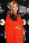 Beyonce Knowles' Pregnancy Might Postpone 'A Star Is Born' Production