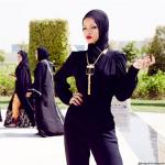 Rihanna Asked to Leave Abu Dhabi Mosque After Instagram Photo Shoot
