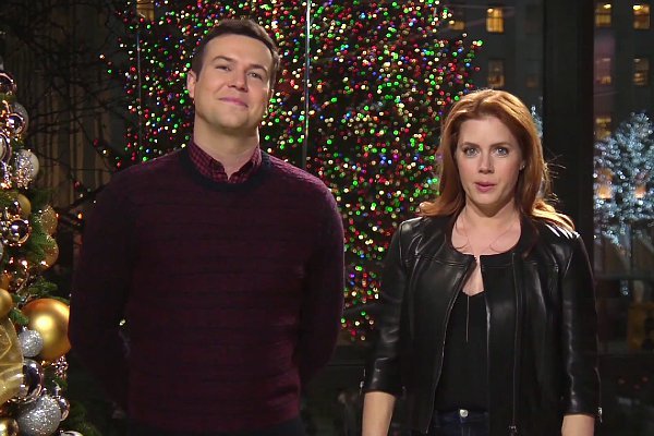 Amy Adams Gets Proposed, Goes Crazy Over One Direction in 'SNL' Promo