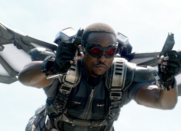 Anthony Mackie Makes Fun of Critic for Loving 'Man of Steel'