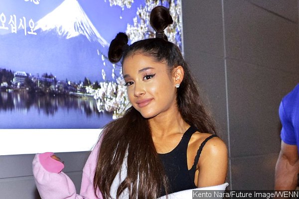 Ariana Grande Hints Her 'Moonlight' Album Is Coming in October