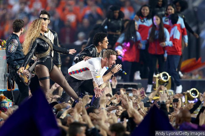 Watch Beyonce and Bruno Mars Join Coldplay at Super Bowl 50 Halftime Show