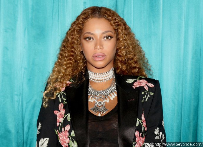Is Beyonce Getting Lip Injections While Pregnant With Twins?