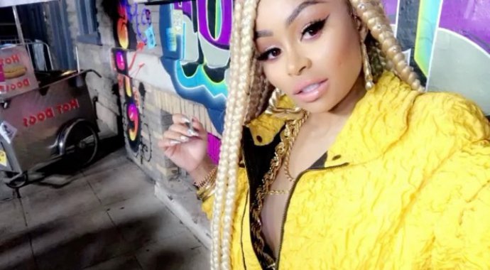Blac Chyna Exposes Her Chest as She Wears Nothing Under Unzipped Bomber